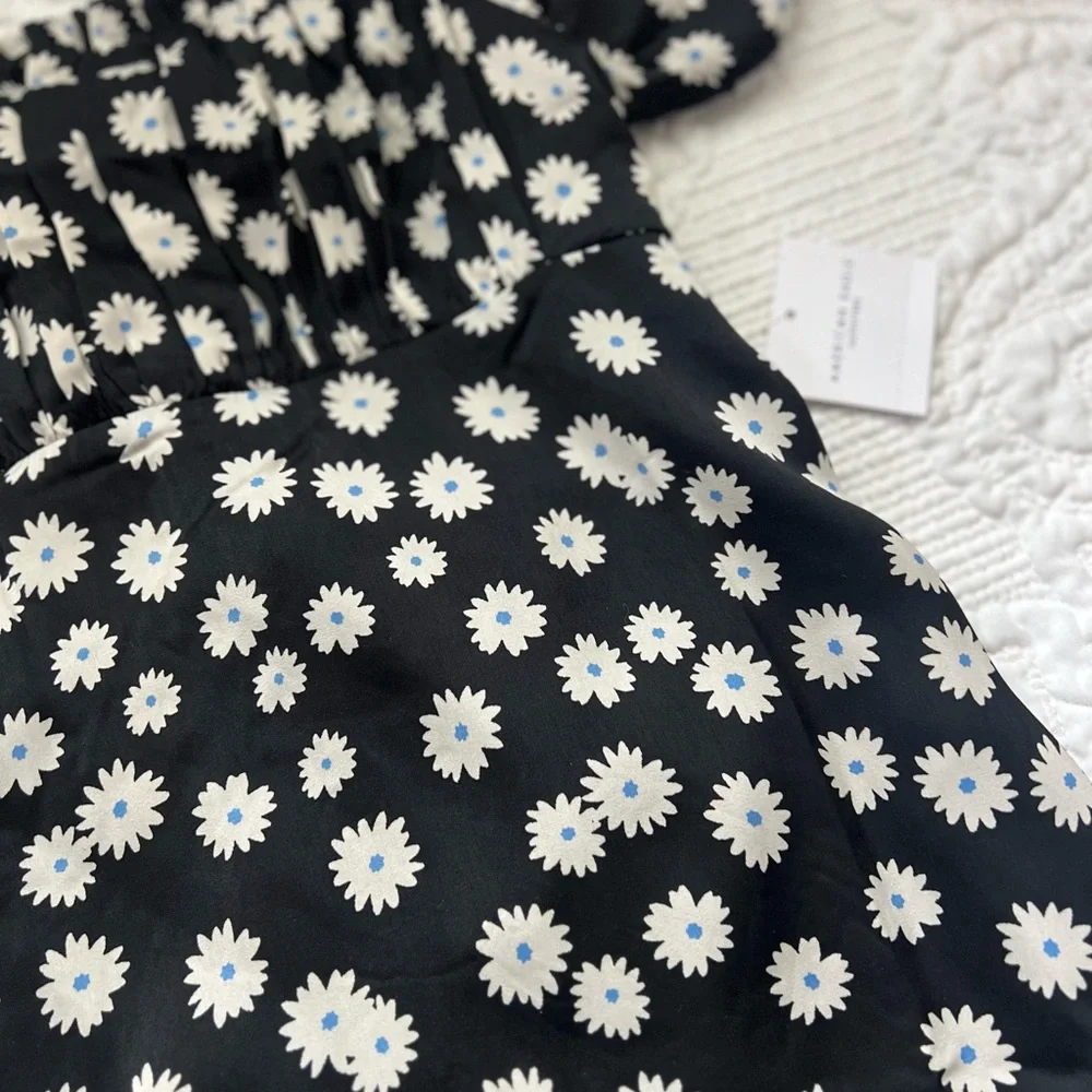 American Eagle Dress Size Medium NWT - Picture 2 of 8